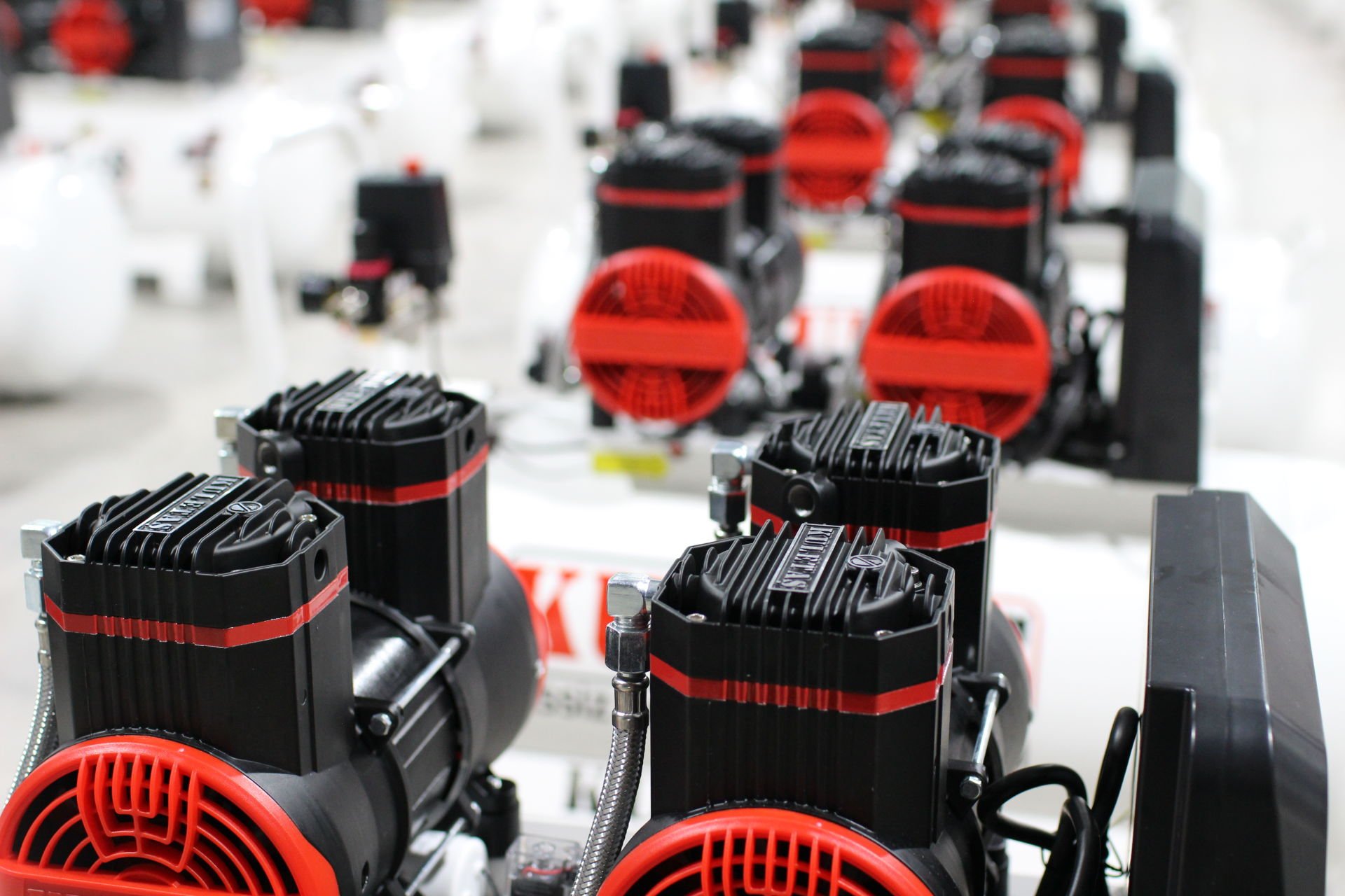Kuletaş 100 Litre 4 HP Sessiz Premium Kafa Hava Kompresörü 2800 rpm(PANOLU) - Görsel 3